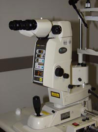 מכשיר לייזר המשמש ברפואת עיניים
